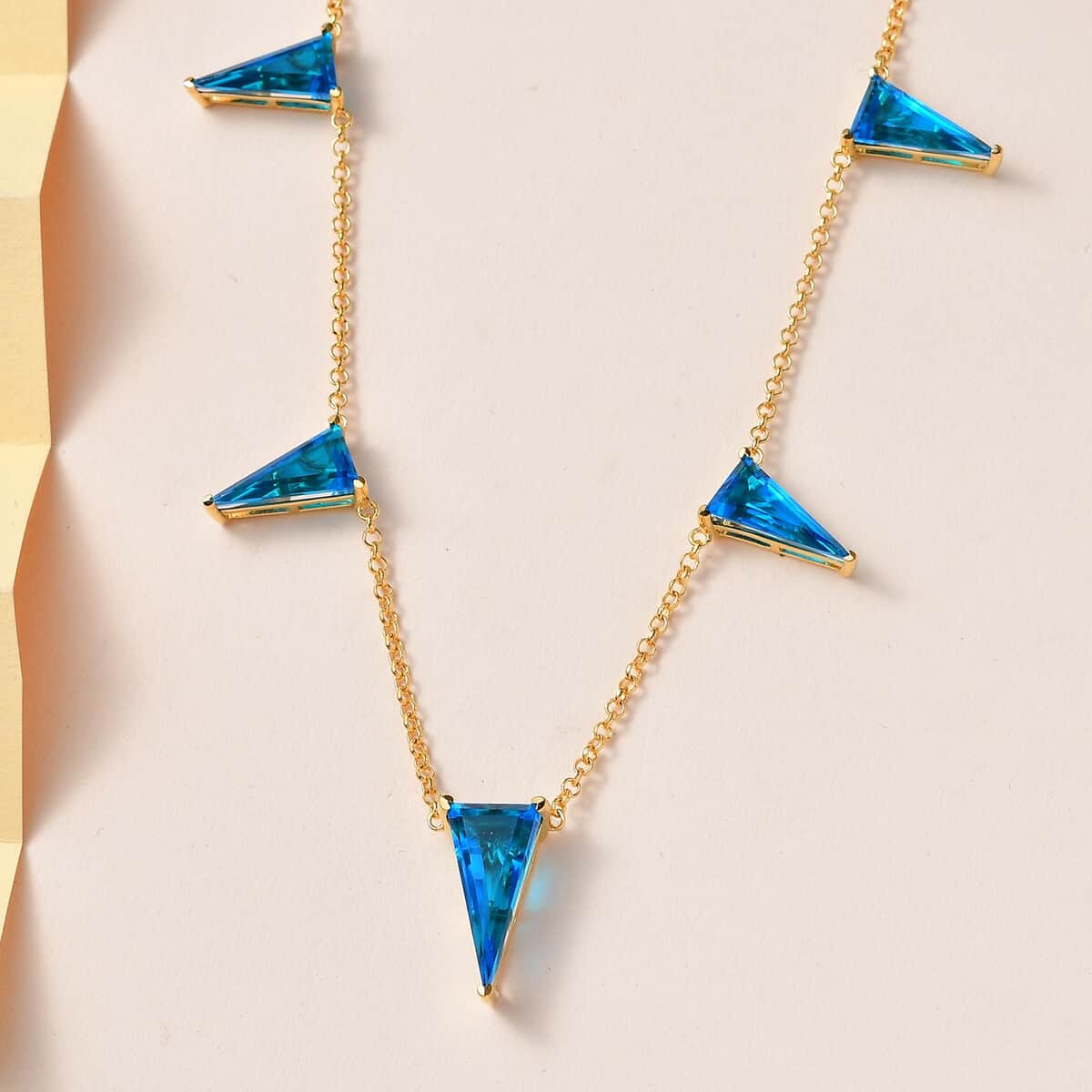 Caribbean Quartz (Triplet) Triangle Shape Station Necklace 18-20 Inches in Vermeil Yellow Gold Over Sterling Silver 14.25 ctw image number 1