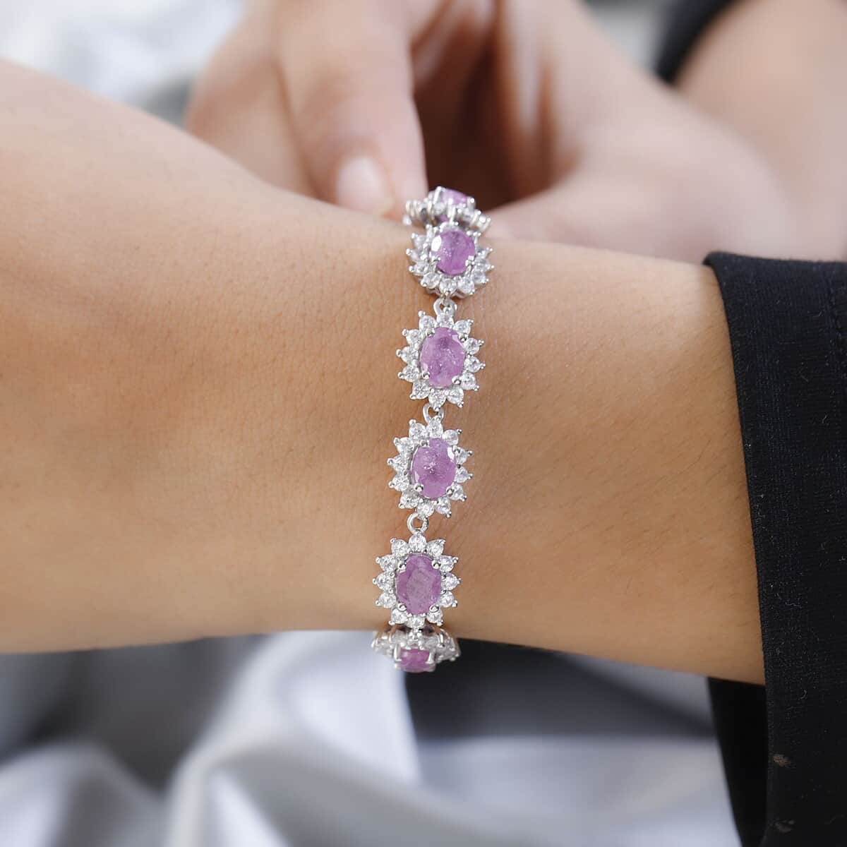 Ilakaka Hot Pink Sapphire (FF) and White Zircon Bracelet in Platinum Over Sterling Silver (8.00 In) 26.25 ctw image number 2