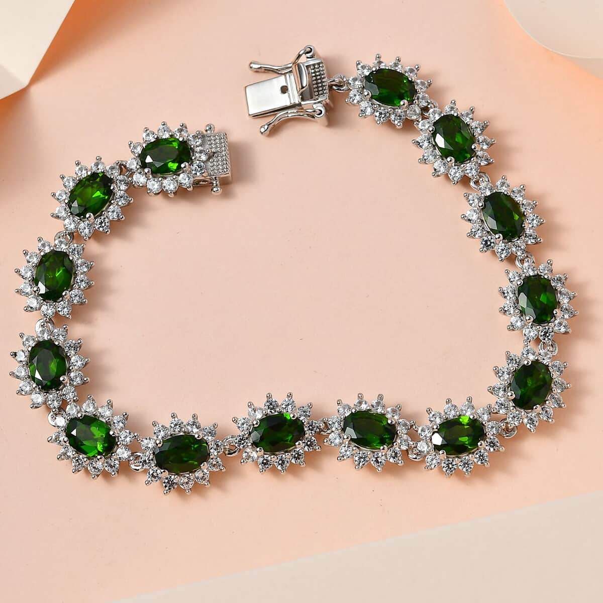 Chrome Diopside and White Zircon Bracelet in Platinum Over Sterling Silver (7.25 In) 19.15 ctw image number 1