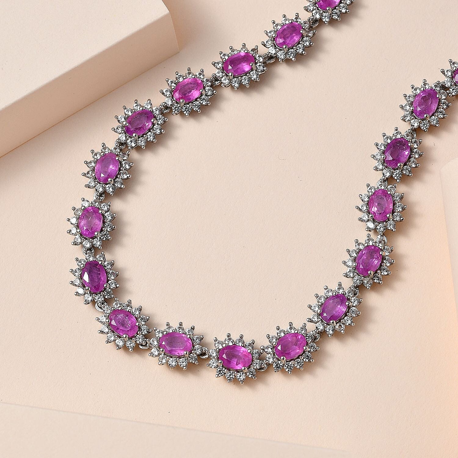 Ilakaka Pink Sapphire - Product card gallery slide 2 (9431690445055)