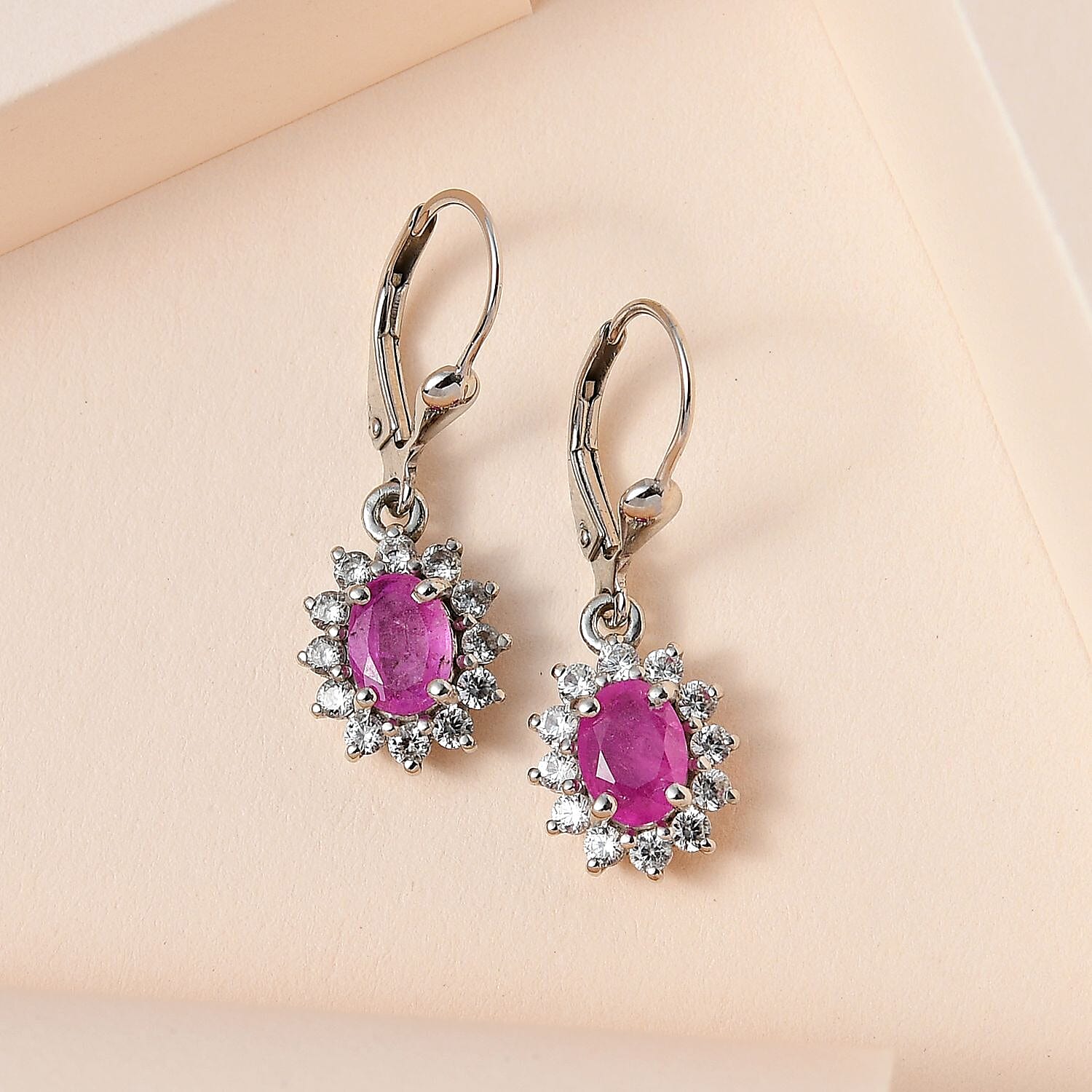 Ilakaka Pink Sapphire - Product card gallery slide 2 (10145002946843)