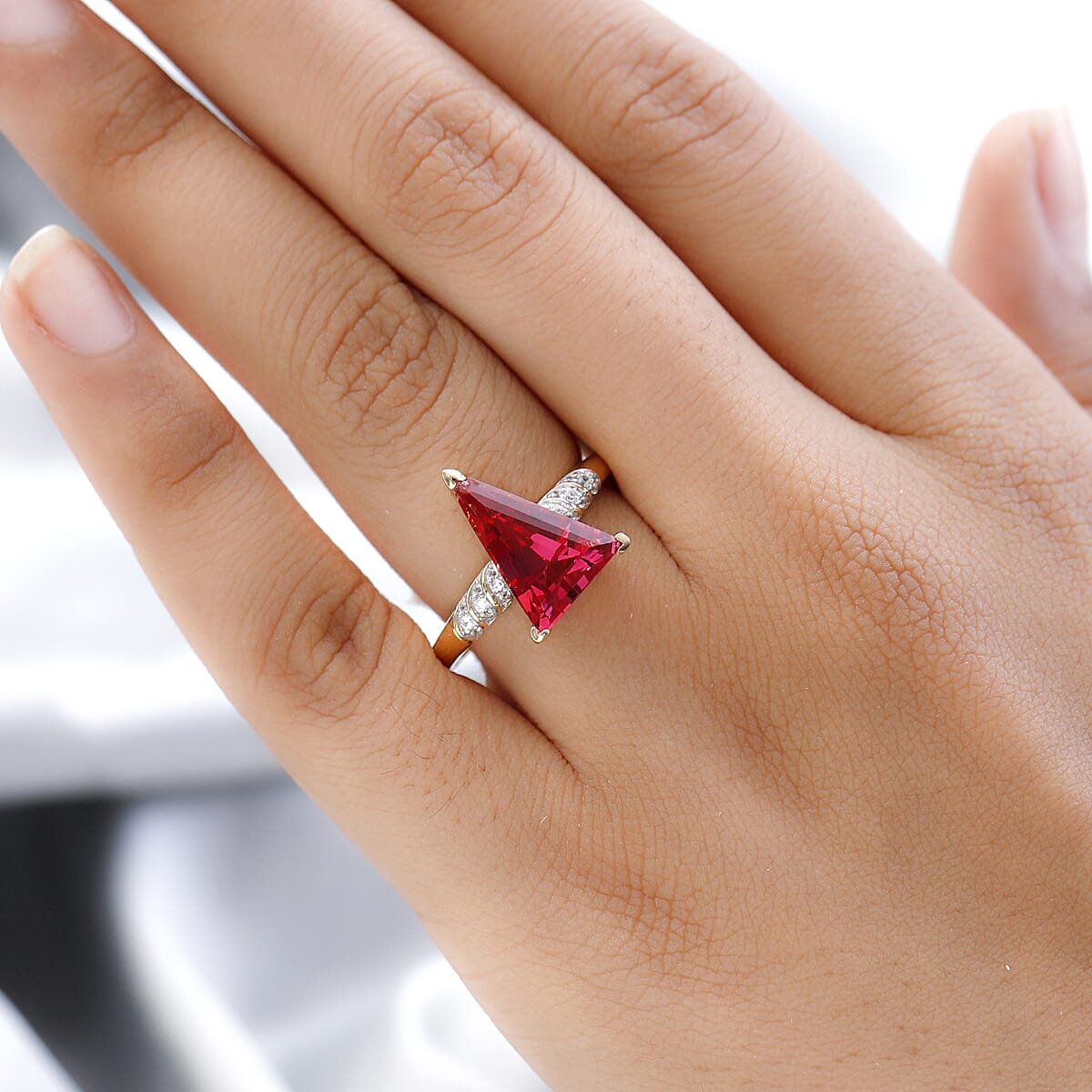 Lab Created Padparadscha Sapphire and White Zircon Ring in Vermeil Yellow Gold Over Sterling Silver (Size 7.0) 5.40 ctw image number 2