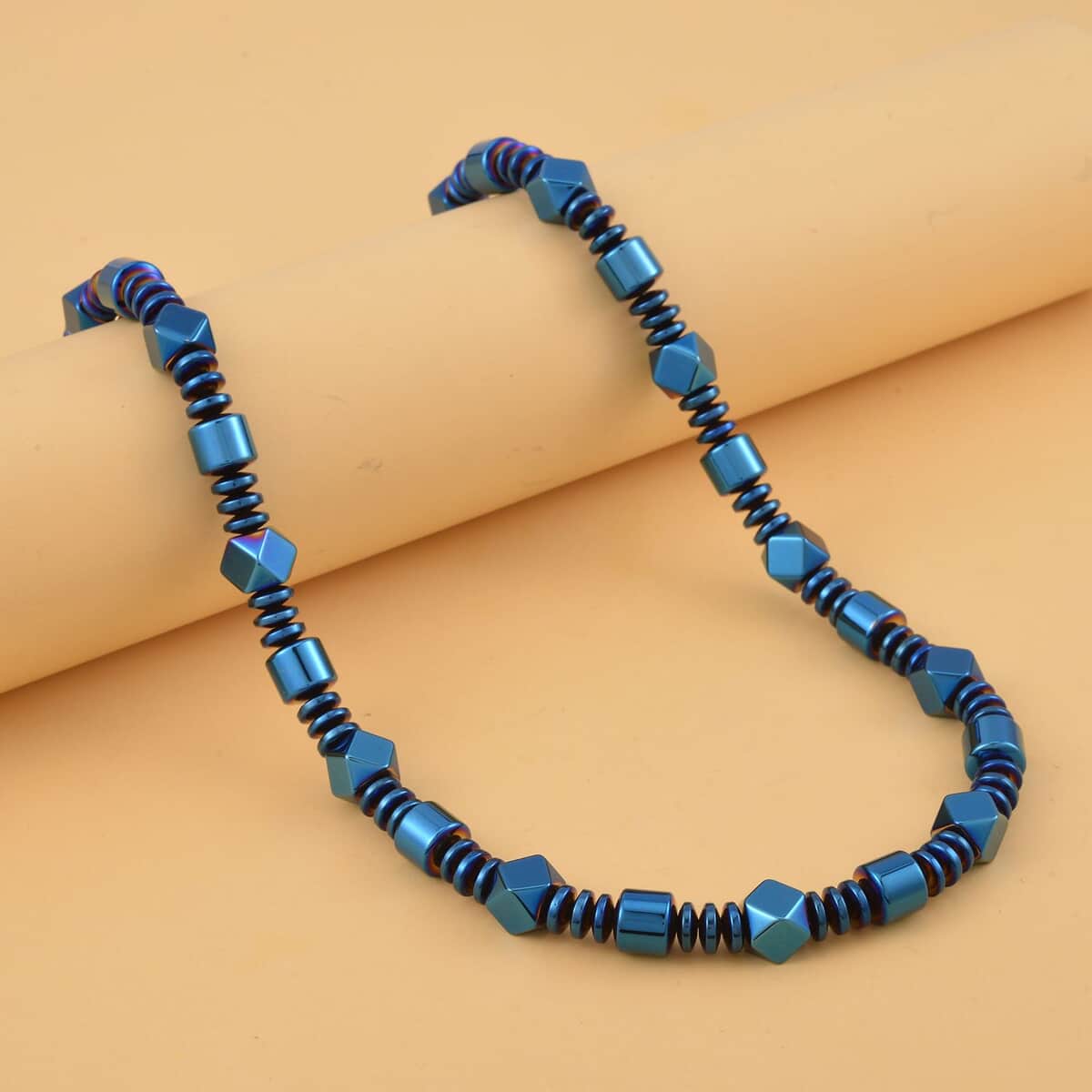 Blue Color Hematite Beaded Necklace 20 Inches in Silvertone 681.00 ctw image number 1