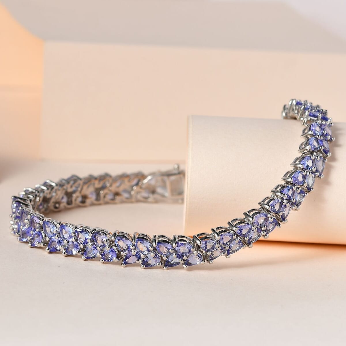 Tanzanite Bracelet in Platinum Over Sterling Silver (7.25 In) 11.50 ctw image number 1