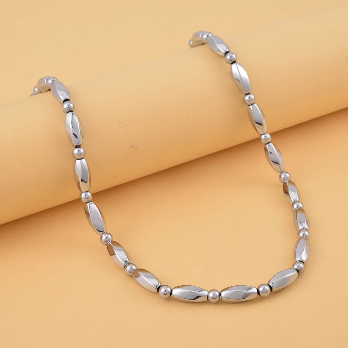 Silver Color Hematite Beaded Necklace 20 Inches in Silvertone 354.00 ctw image number 1