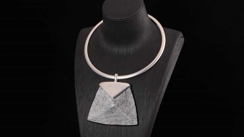 Chroma Choker Necklace 16-20 Inches in Silvertone