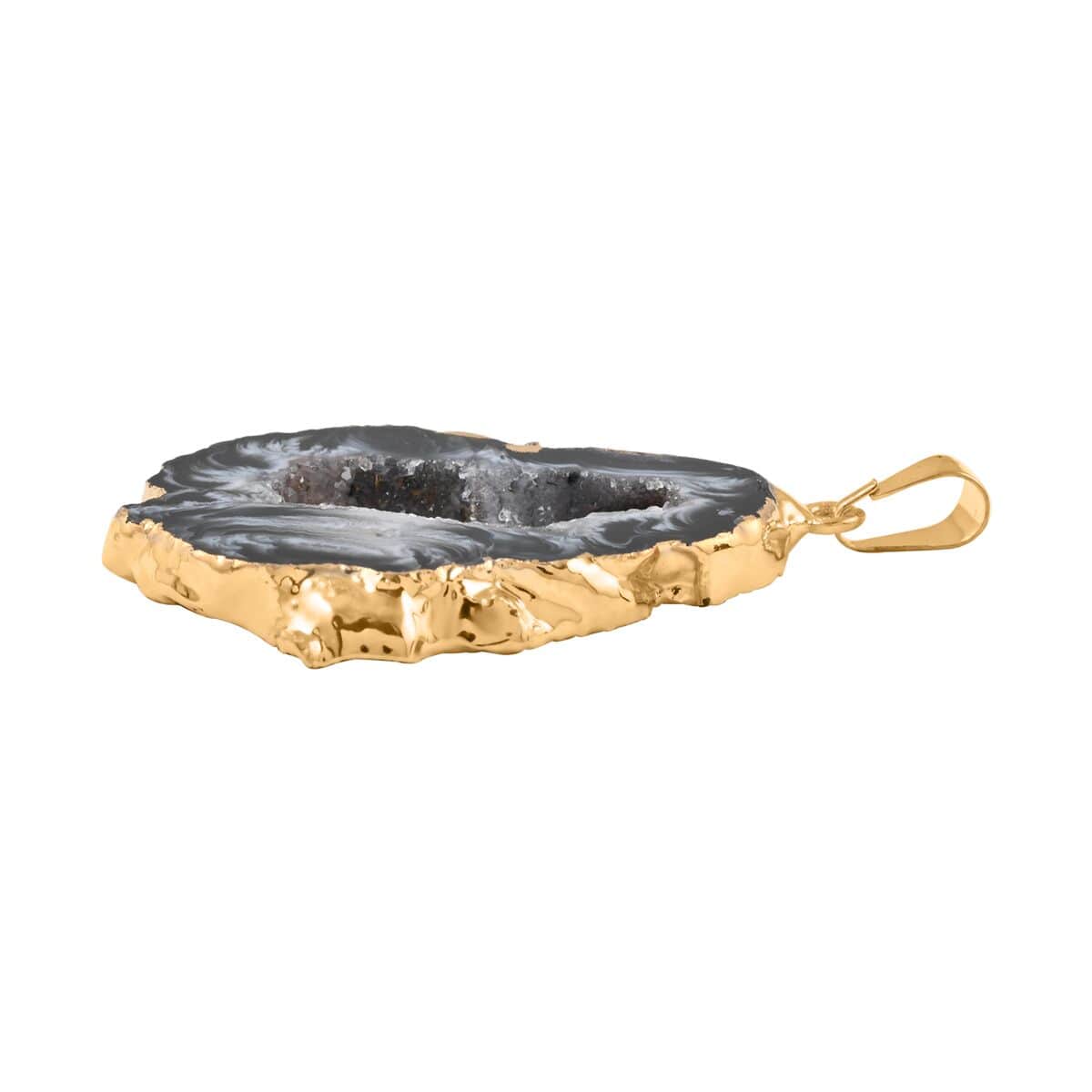 Geode Amethyst Pendant in Goldtone 25.00 ctw image number 3