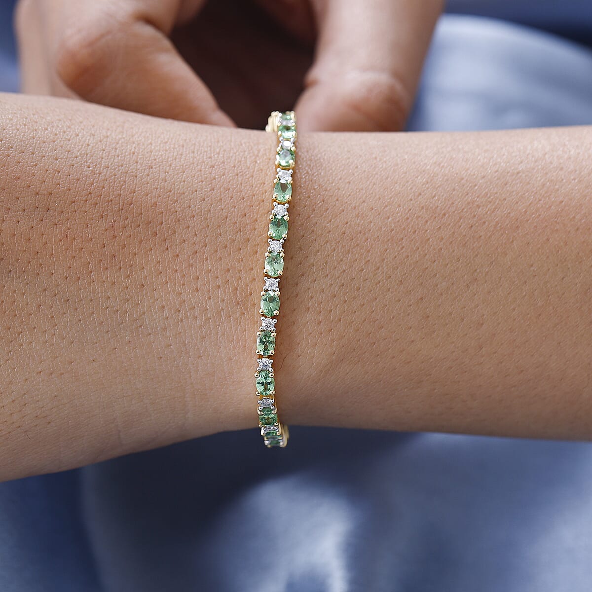 Premium Tsavorite Garnet and Moissanite Tennis Bracelet in Vermeil Yellow Gold Over Sterling Silver (8.00 In) 6.10 ctw image number 2