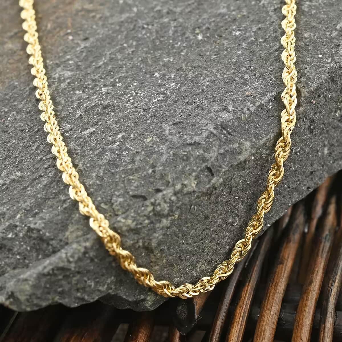 1.5mm Rope Chain Necklace in 10K Yellow Gold 1.30 Grams 20 Inches image number 7