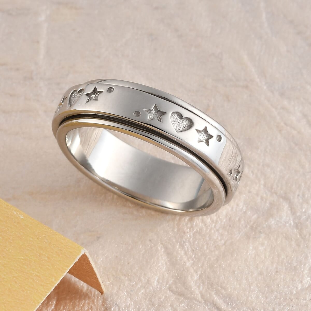 Star & Heart Spinner Ring in Sterling Silver, Anxiety Ring for Women, 925 Sterling Silver Spinner Ring, Fidget Rings for Anxiety for Women, Stress Relieving Anxiety Ring (Size 11.0) (5.15 g) image number 4
