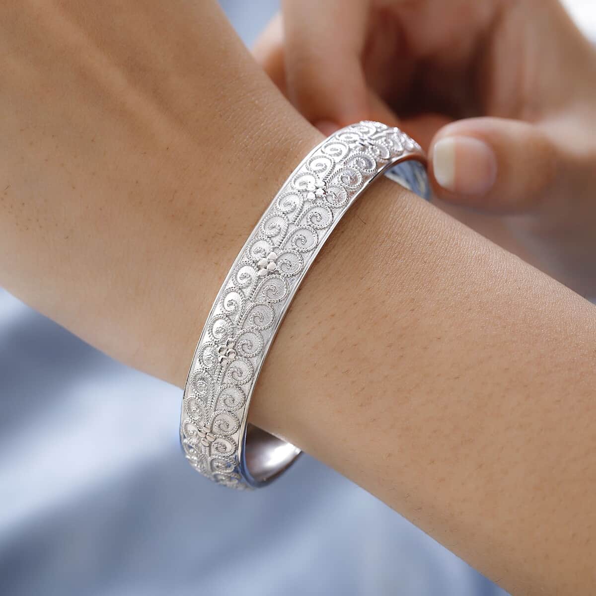 Karis Cuff Bracelet in Platinum Bond (7.25 In) image number 2