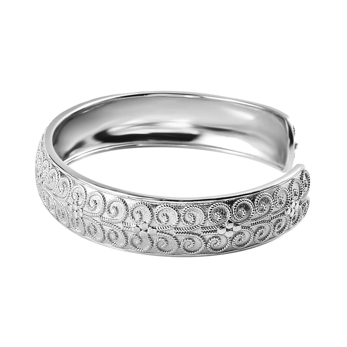 Karis Cuff Bracelet in Platinum Bond (7.25 In) image number 3