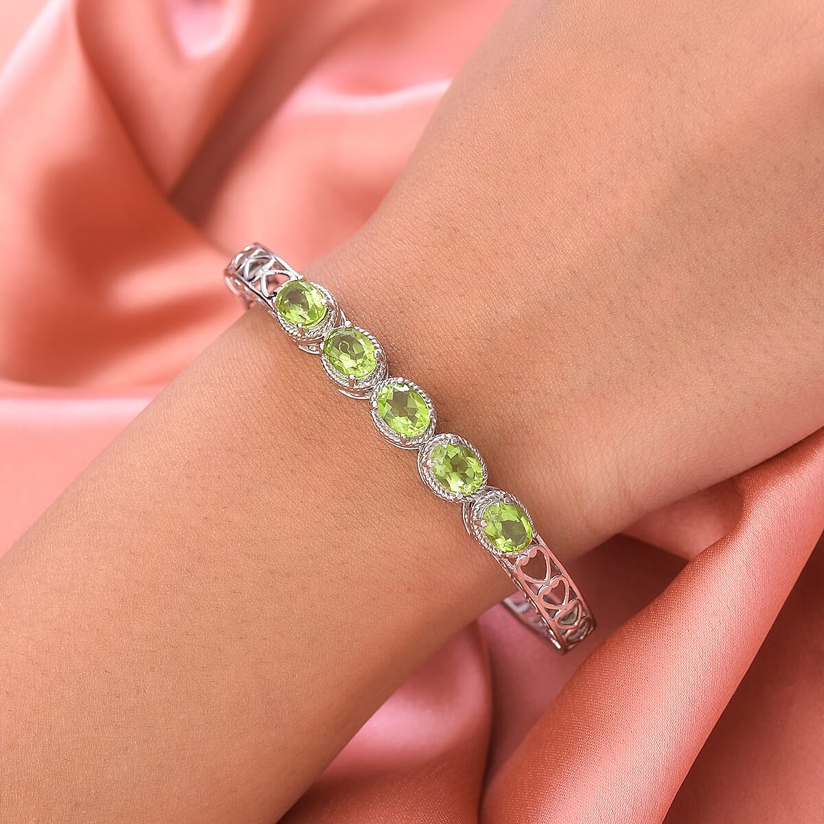 Chartreuse Quartz (Triplet) Bangle Bracelet in Stainless Steel (8.00 In) 7.20 ctw image number 2