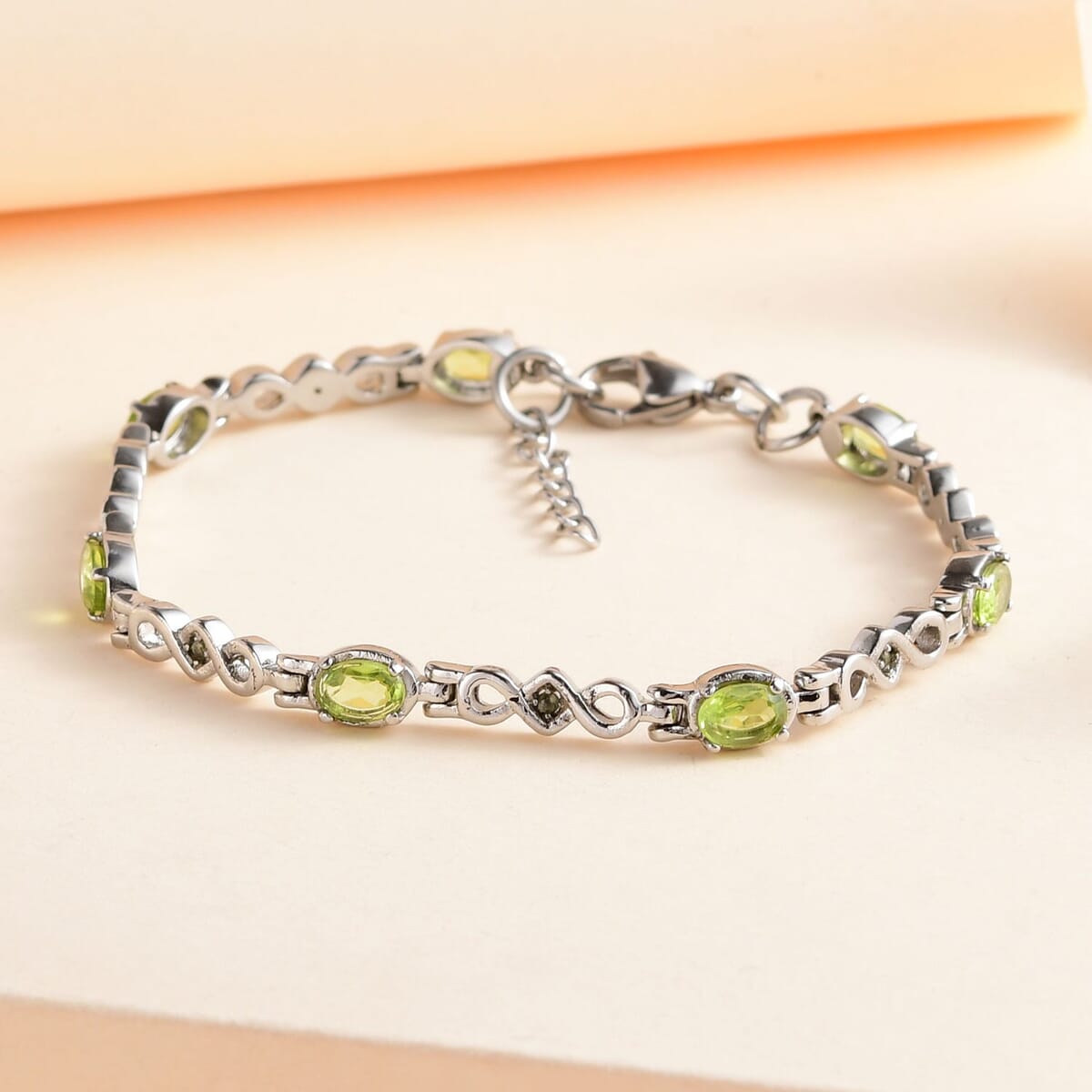 Peridot Bracelet in Stainless Steel (7.25 In) 3.60 ctw image number 1