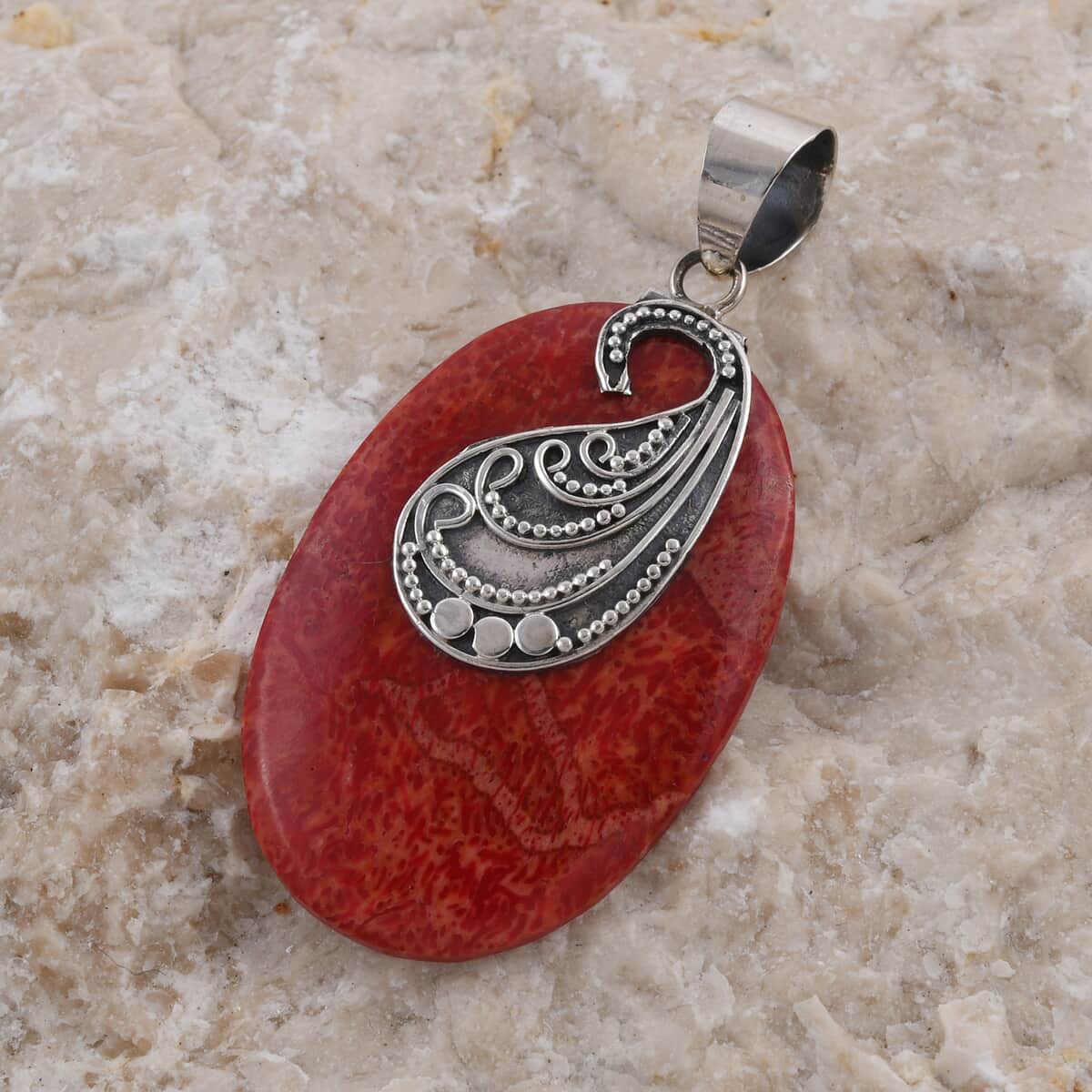 Coral Oval Shape Pendant in Sterling Silver image number 1