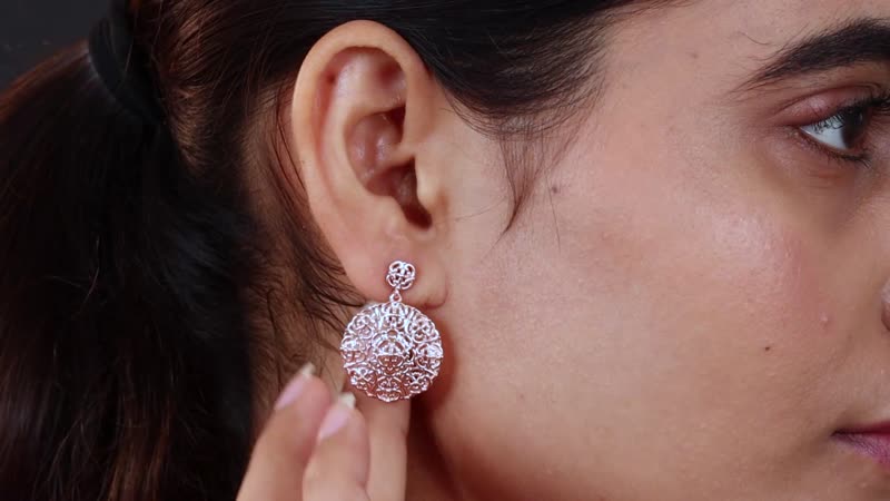 Karis Earrings in Platinum Bond
