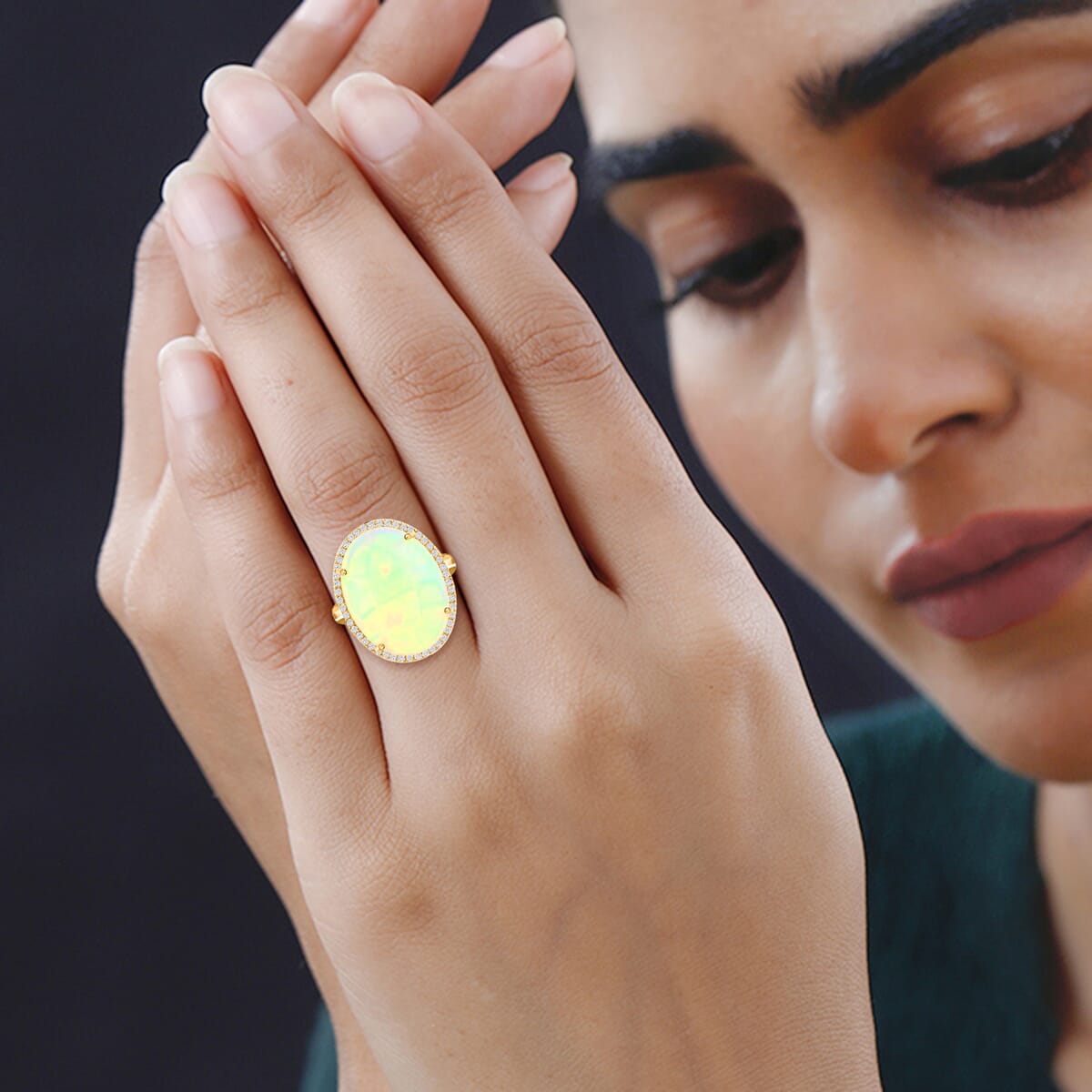 Certified Iliana 18K Yellow Gold AAA Ethiopian Welo Opal and G-H SI Diamond Ring (Size 7.5) 7.85 Grams 12.85 ctw image number 2