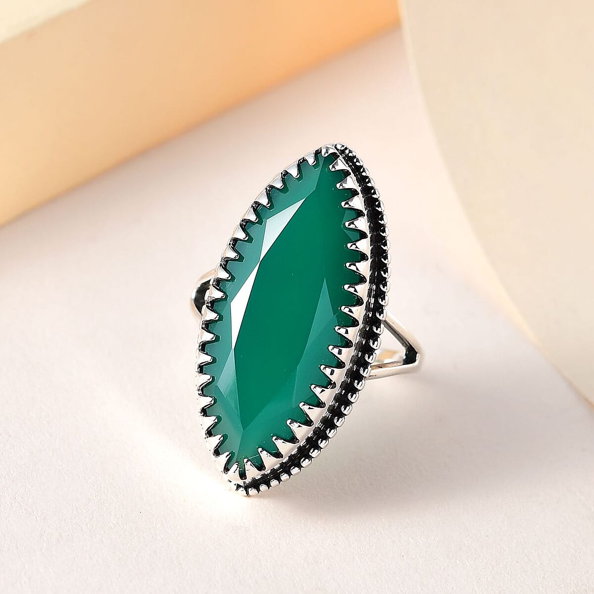 Artisan Crafted Verde Onyx Solitaire Ring in Sterling Silver (Size 10.0) 14.60 ctw image number 1