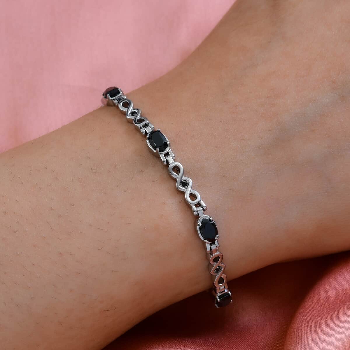 Thai Black Spinel Bracelet in Stainless Steel (7.25-8In) 3.00 ctw , Tarnish-Free, Waterproof, Sweat Proof Jewelry image number 2