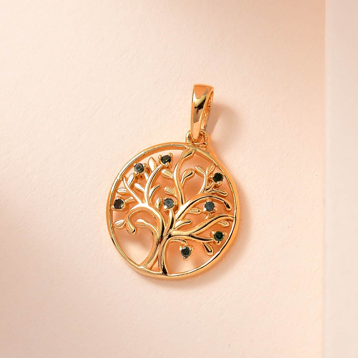 Green Diamond Tree of Life Pendant in Vermeil Yellow Gold Over Sterling Silver 0.05 ctw image number 1