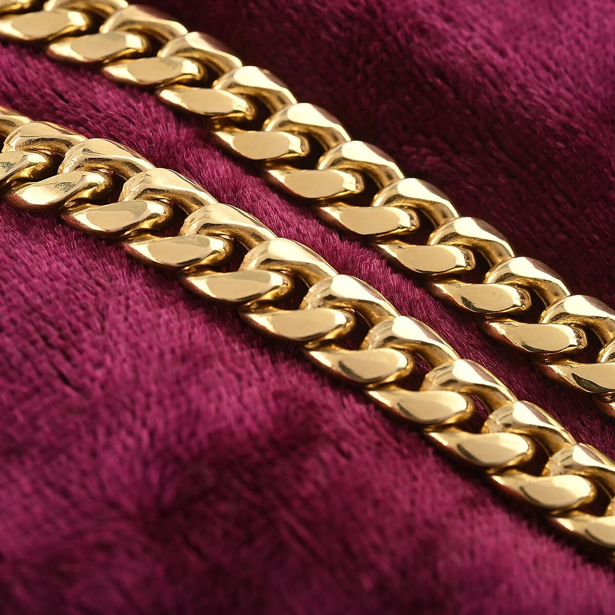 10K Yellow Gold 8.64mm Miami Cuban Chain Necklace 22 Inches 44 Grams image number 1