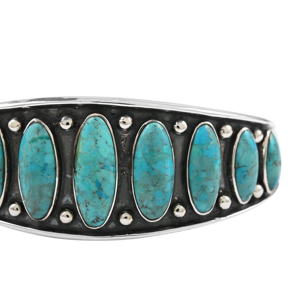 Santa Fe Style Kingman Turquoise Cuff Bracelet in Sterling Silver (7.00 In) 22.25 ctw image number 2