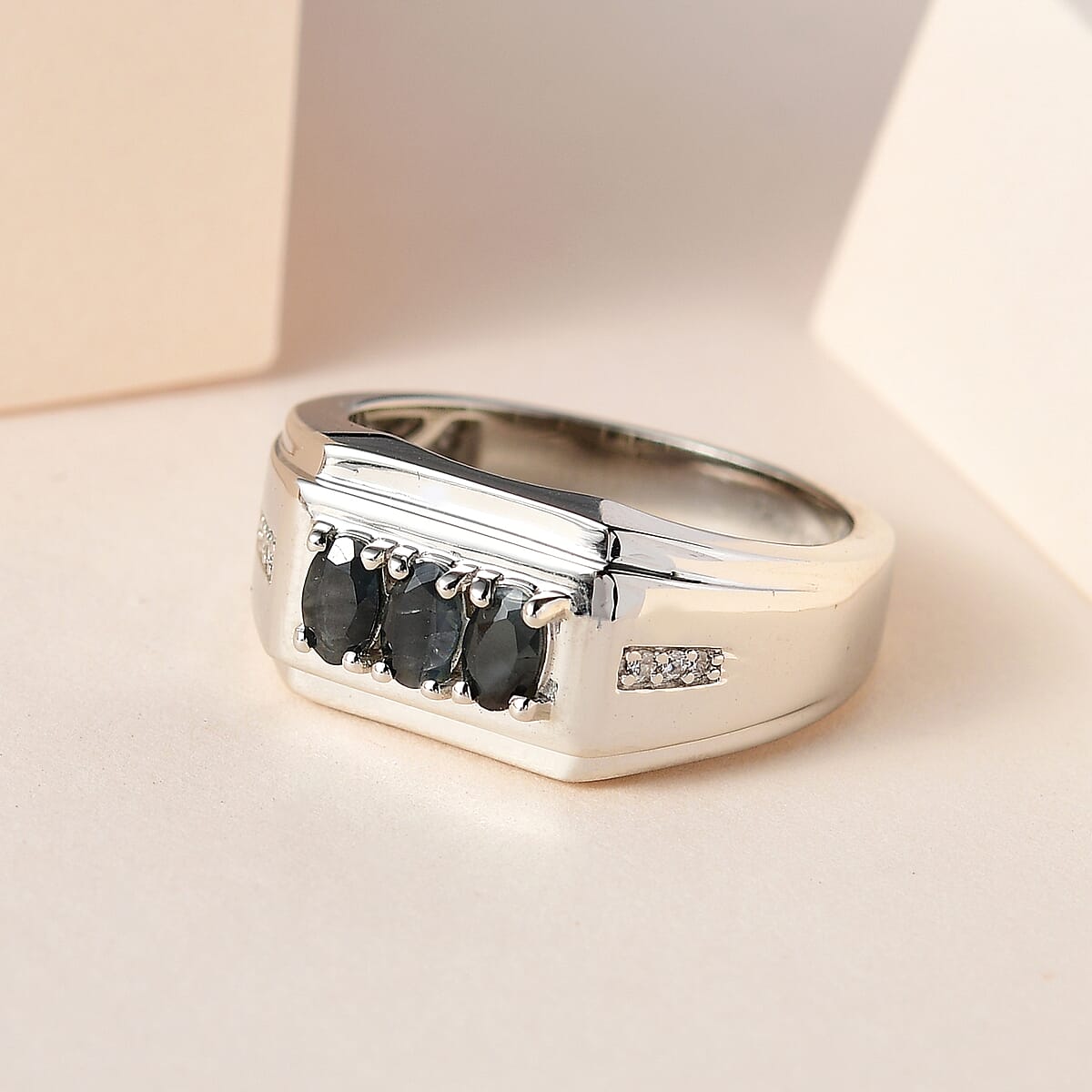 Narsipatnam Alexandrite and White Zircon Men's Ring in Platinum Over Sterling Silver (Size 13.0) 0.75 ctw image number 1