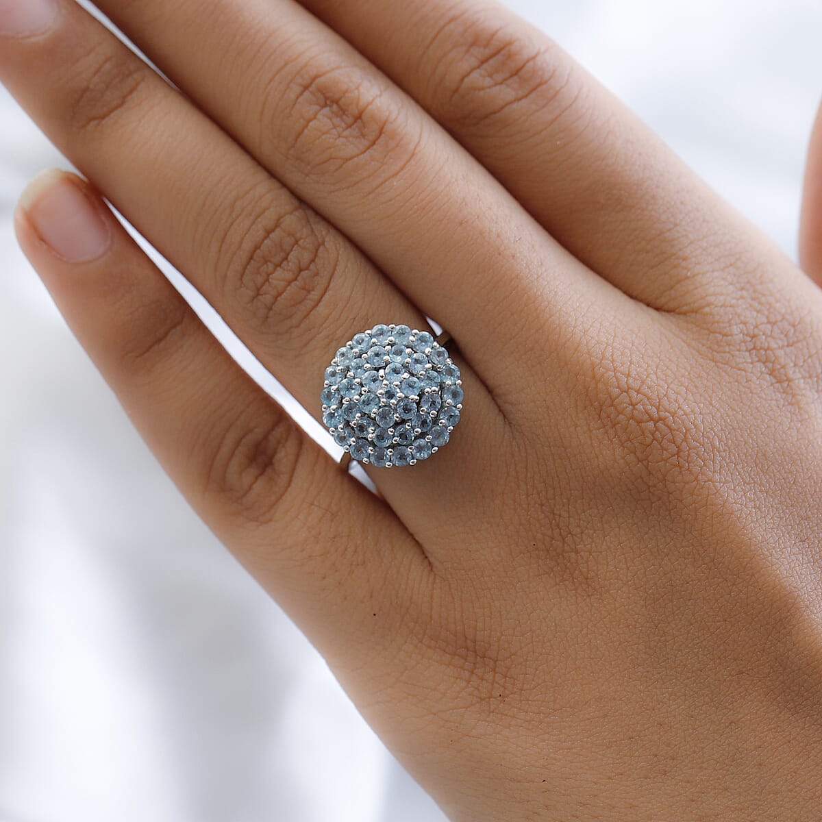 Madagascar Paraiba Apatite Floral Ring in Platinum Over Sterling Silver (Size 9.0) 2.00 ctw image number 2