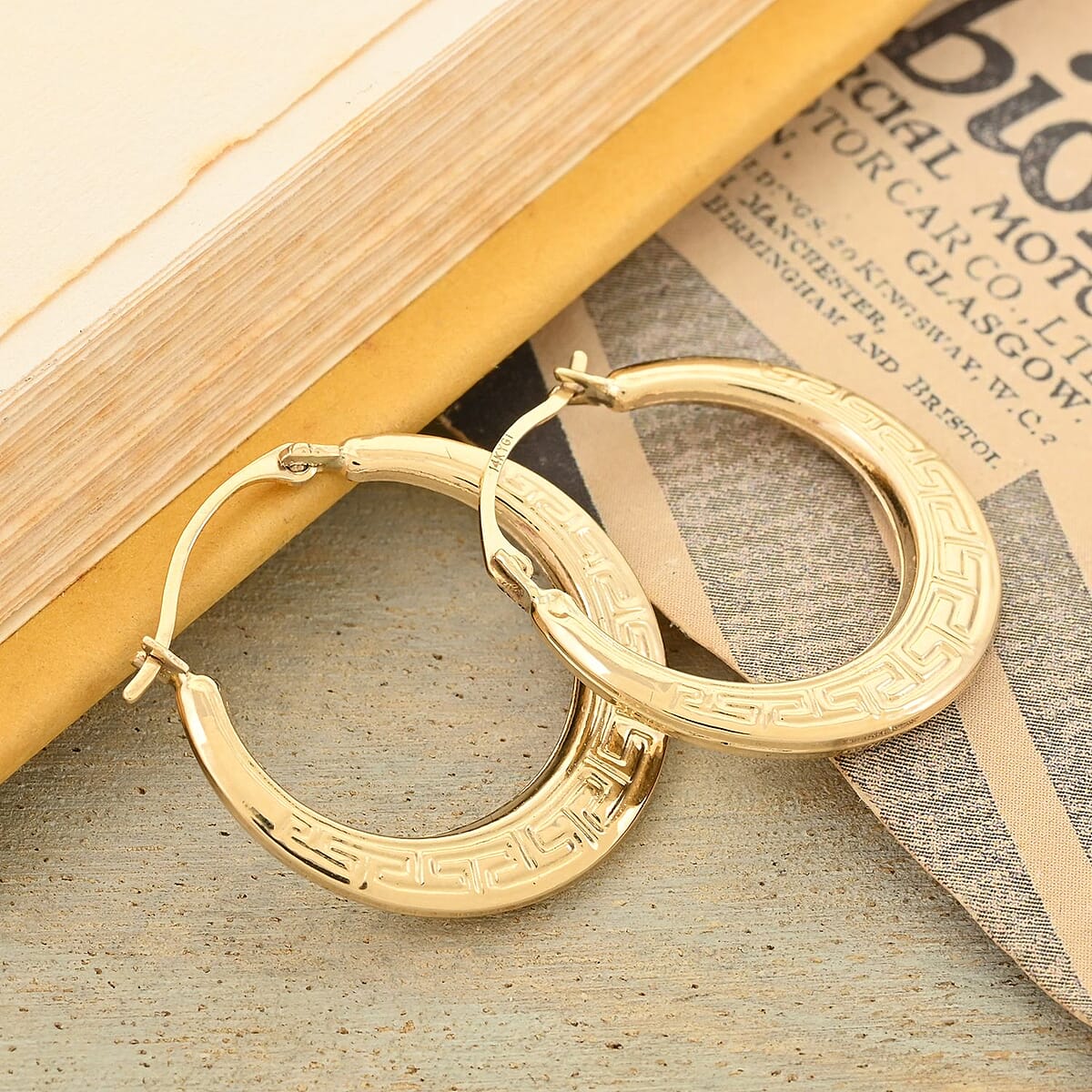 14K Yellow Gold Polished Greek Key Hoop Earrings image number 1