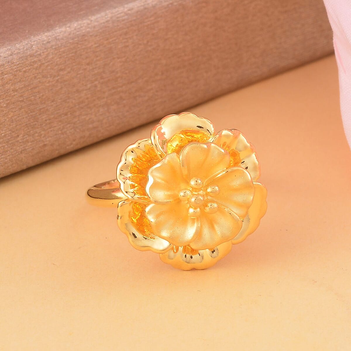 24K Yellow Gold Floral Ring 1.70 Grams (Del. in 5-7 Days) image number 1