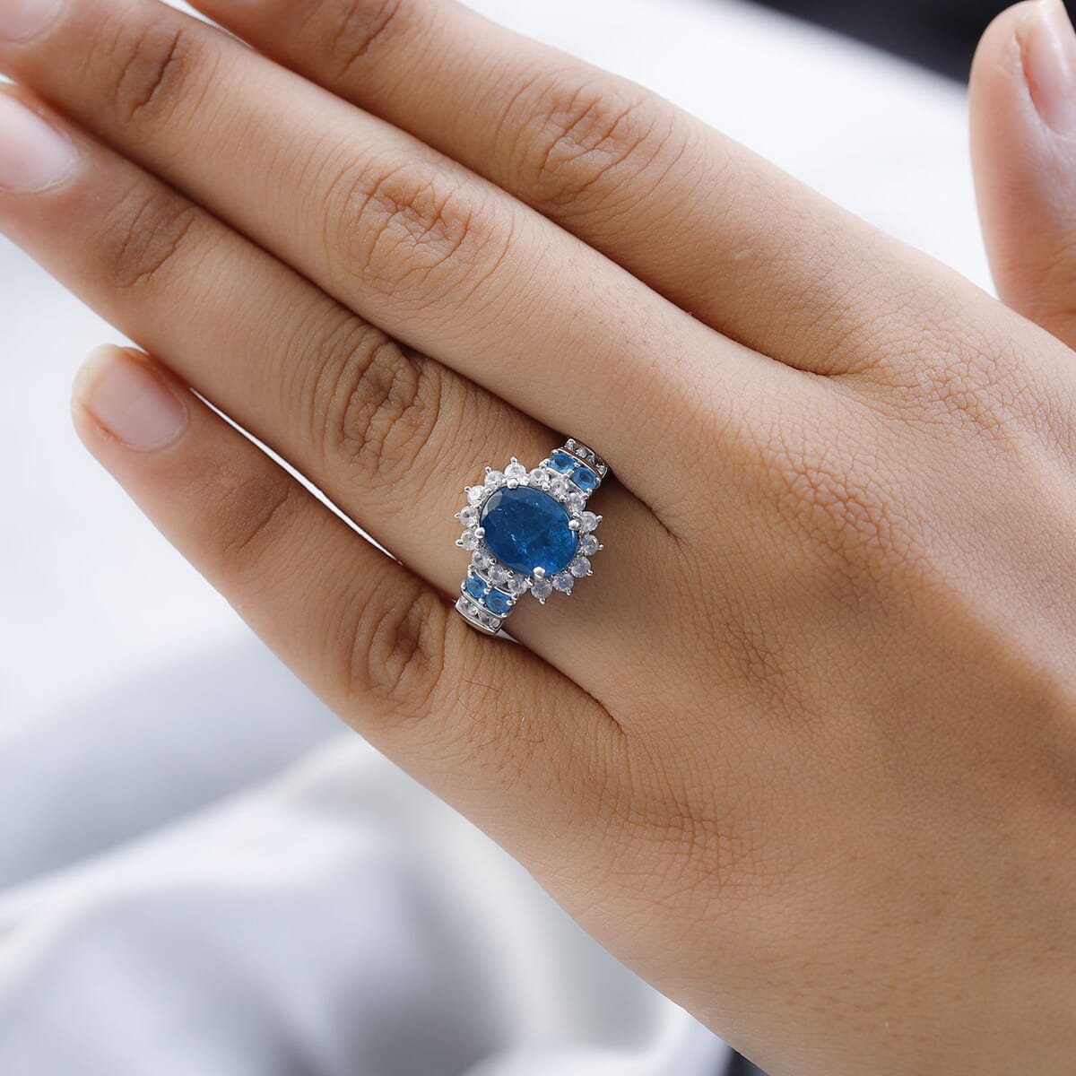 Malgache Neon Apatite and White Zircon Sunburst Ring in Platinum Over Sterling Silver (Size 6.0) 4.00 ctw image number 2