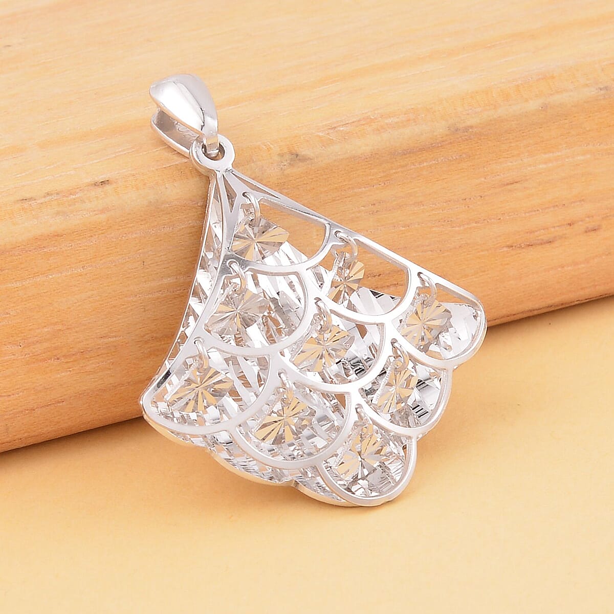 950 Platinum Designer Pendant 4.90 Grams image number 1