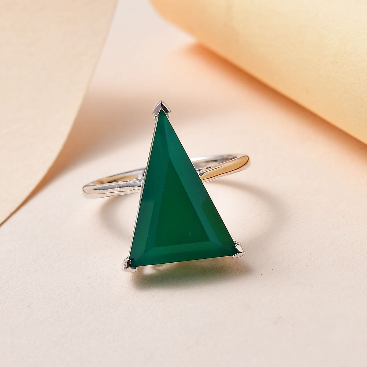 Verde Onyx Solitaire Ring in Platinum Over Sterling Silver (Size 10.0) 7.00 ctw image number 1