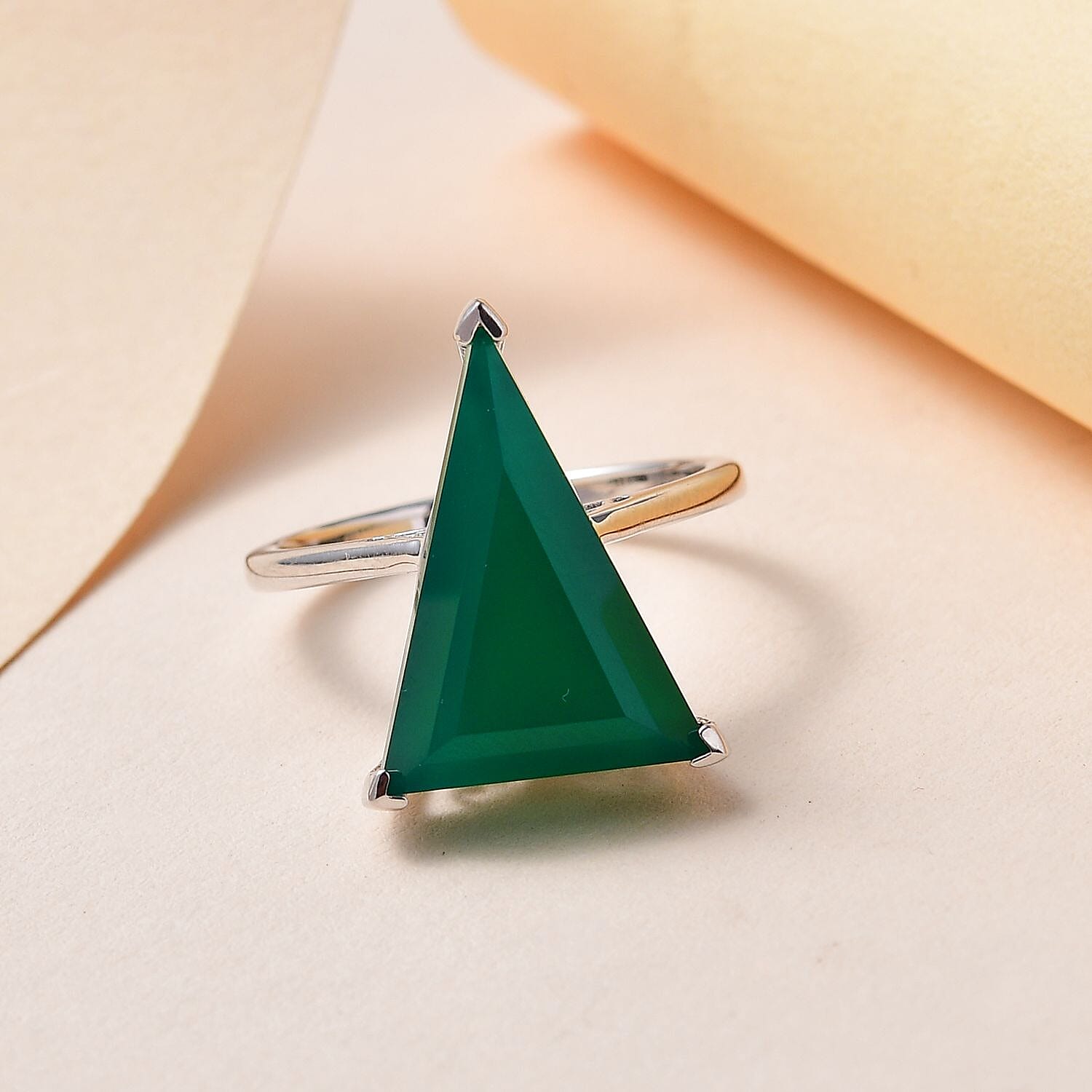 Verde Onyx Solitaire Ring in Platinum Over Sterling Silver (Size 8.0) 7.00 ctw