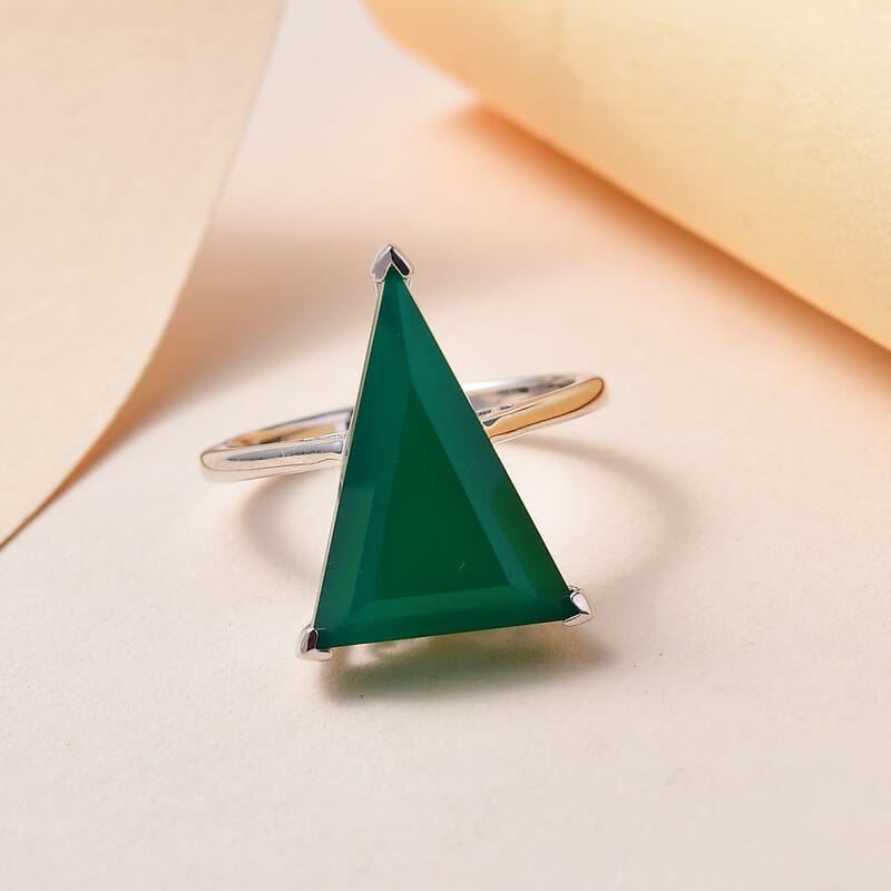 Verde Onyx Solitaire Ring in Platinum Over Sterling Silver (Size 8.0) 7.00 ctw
