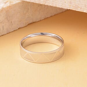 Rhapsody 950 Platinum ZigZag Texture Band Ring (Size 7.0) (5.75 Grams)