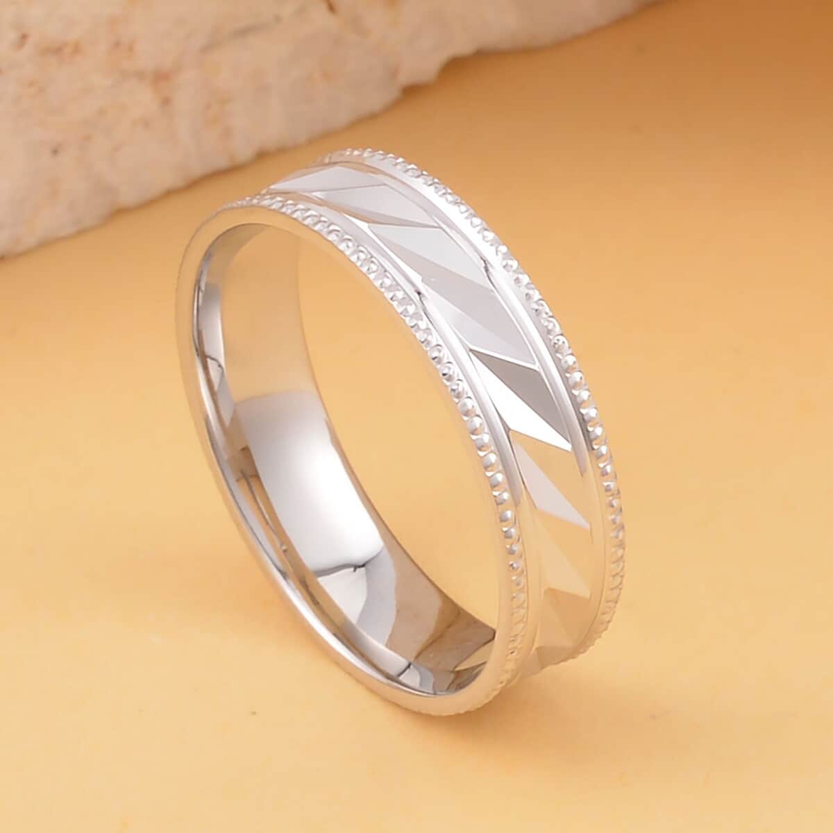 950 Platinum Textured Band Ring (Size 8.0) 5.90 Grams image number 1