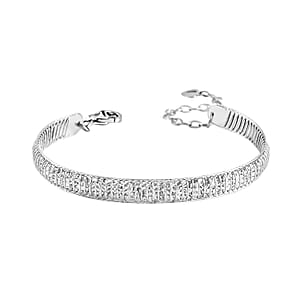 950 Platinum Diamond Cut Textured Bangle Bracelet (Size 7.50) 11.90 Grams