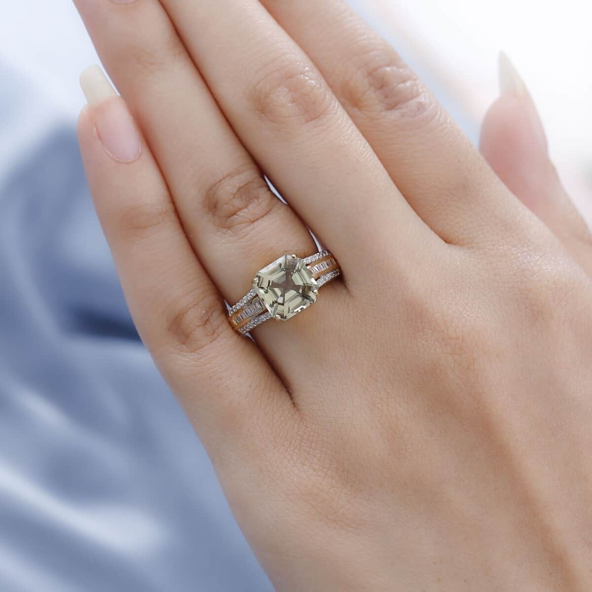 Iliana 18K Yellow Gold AAA Turkizite and G-H SI Diamond Ring (Size 6.0) 4.25 Grams 4.35 ctw image number 2