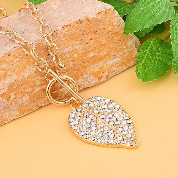 Austrian Crystal Leaf Pendant Necklace 22 Inches in Goldtone
