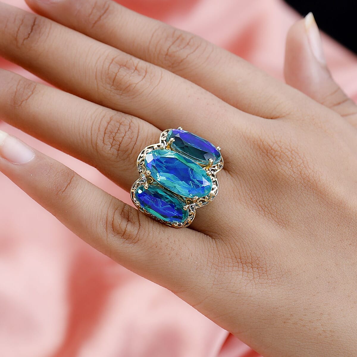 Peacock Quartz (Triplet) 3 Stone Ring in Vermeil YG and Platinum Over Sterling Silver (Size 7.0) 19.35 ctw image number 2