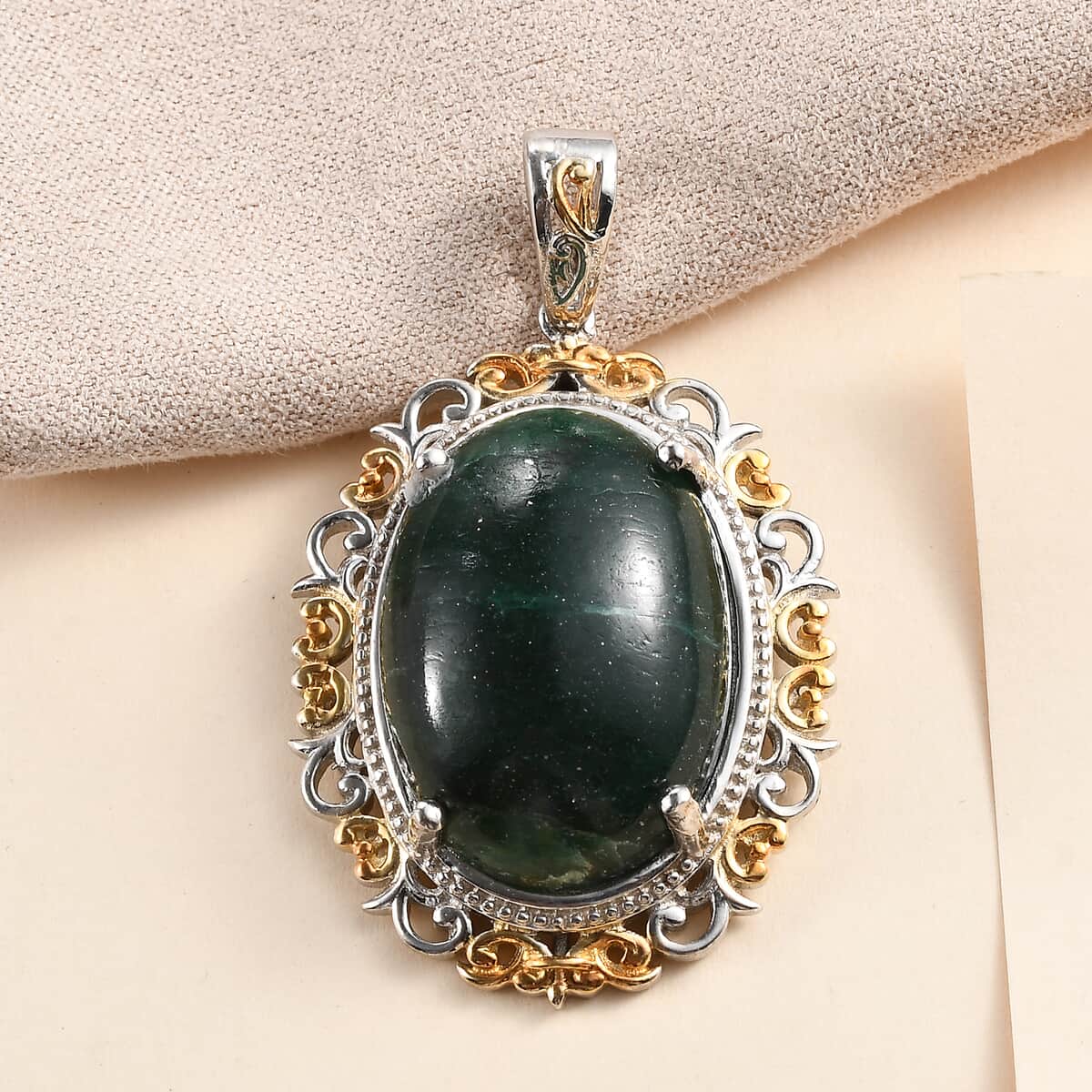 Karis Green Aventurine Solitaire Pendant in 18K YG Plated and Platinum Bond 20.00 ctw image number 1