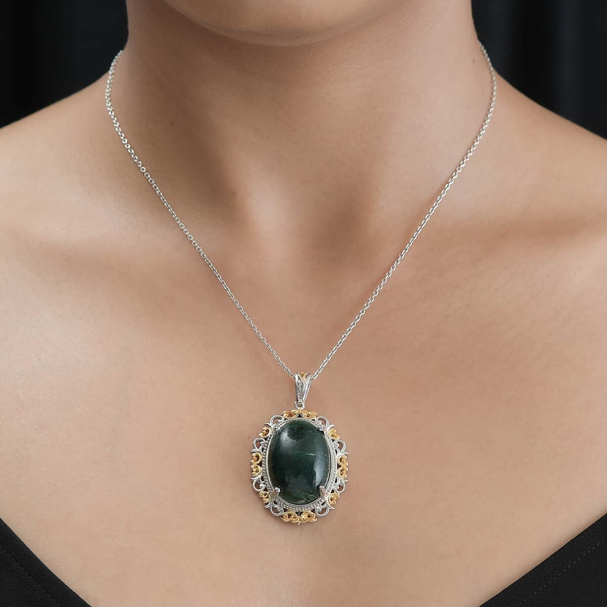 Karis Green Aventurine Solitaire Pendant in 18K YG Plated and Platinum Bond 20.00 ctw image number 2