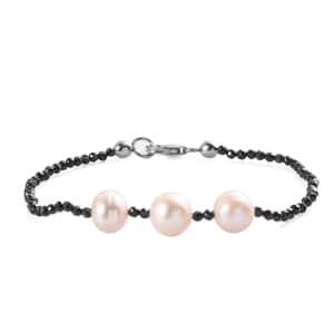 White Freshwater Pearl and Thai Black Spinel Bracelet in Sterling Silver (7.25 In) 7.50 ctw