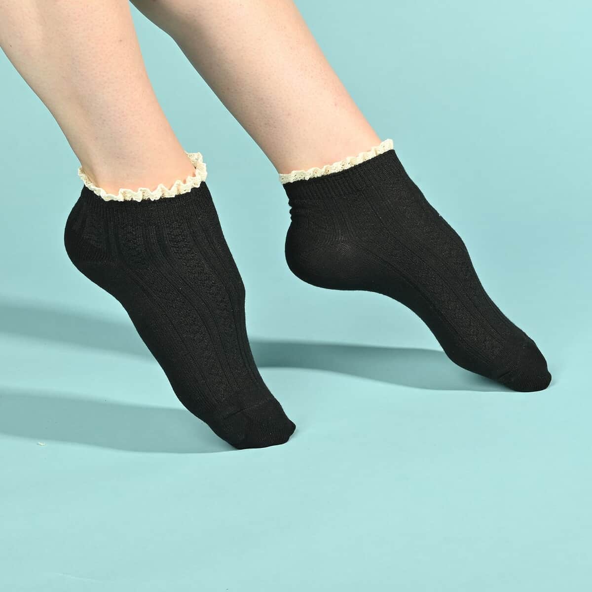 Ankle Sock Set of 4- Classic - White, Black, Heather Gray and Chic Blush image number 3