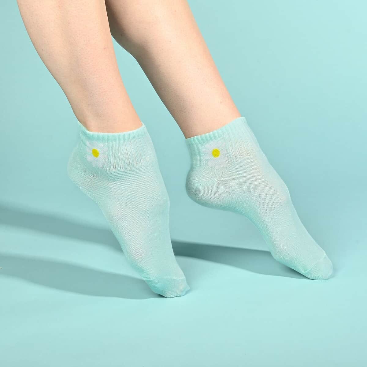 Set of 2 Boat Cut Ankle Socks with Daisy Accent - Turquoise and Fall Rust image number 1