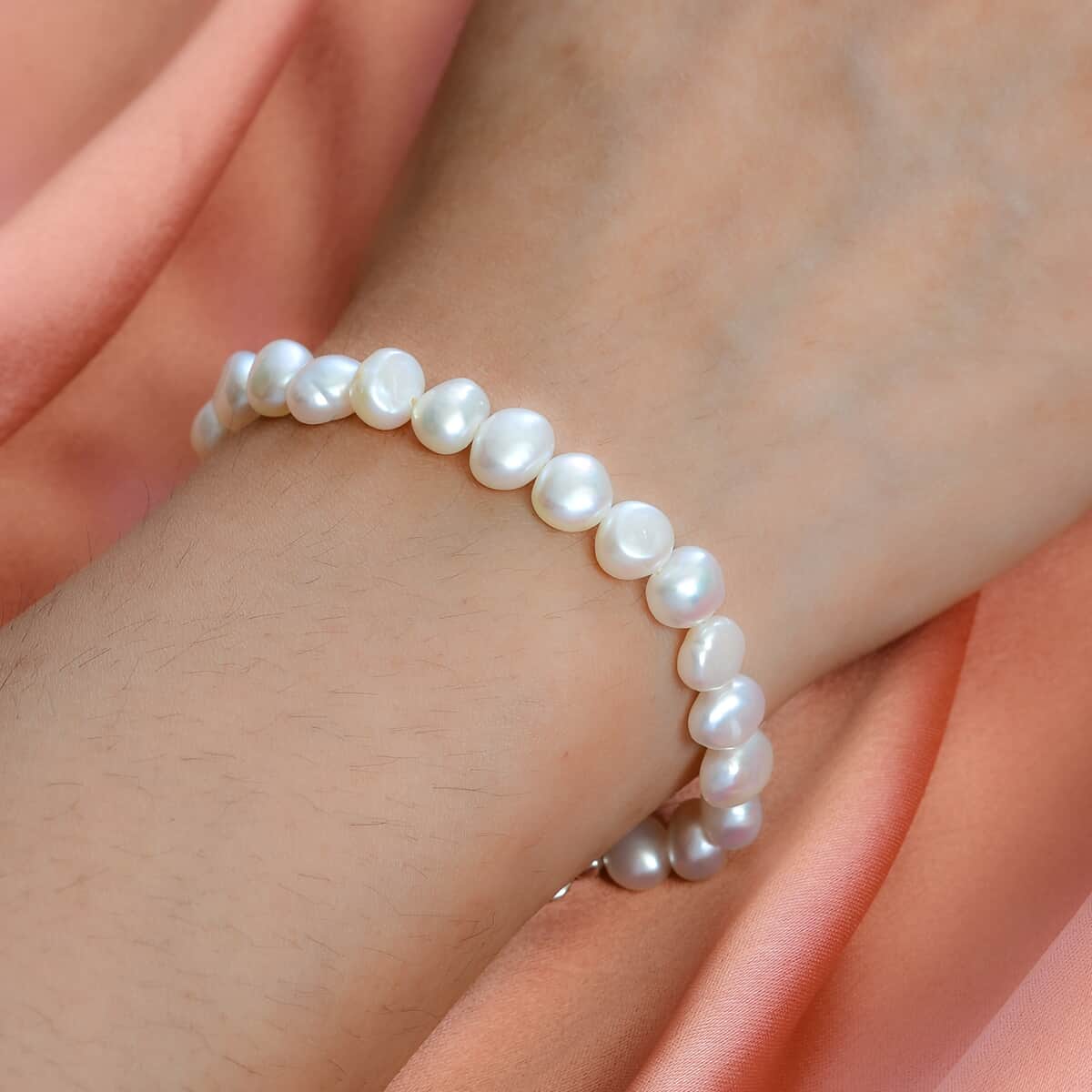 7mm White Freshwater Scarlett Pearl & Chain Bracelet