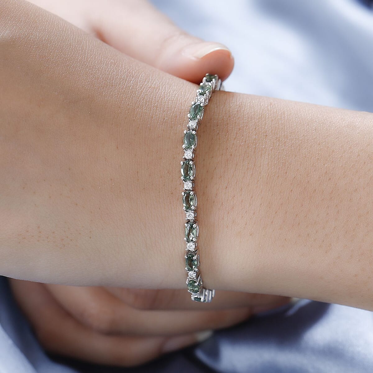 Tanzanian Natural Green Apatite and Moissanite Tennis Bracelet in Platinum Over Sterling Silver (7.25 In) 7.15 ctw image number 2