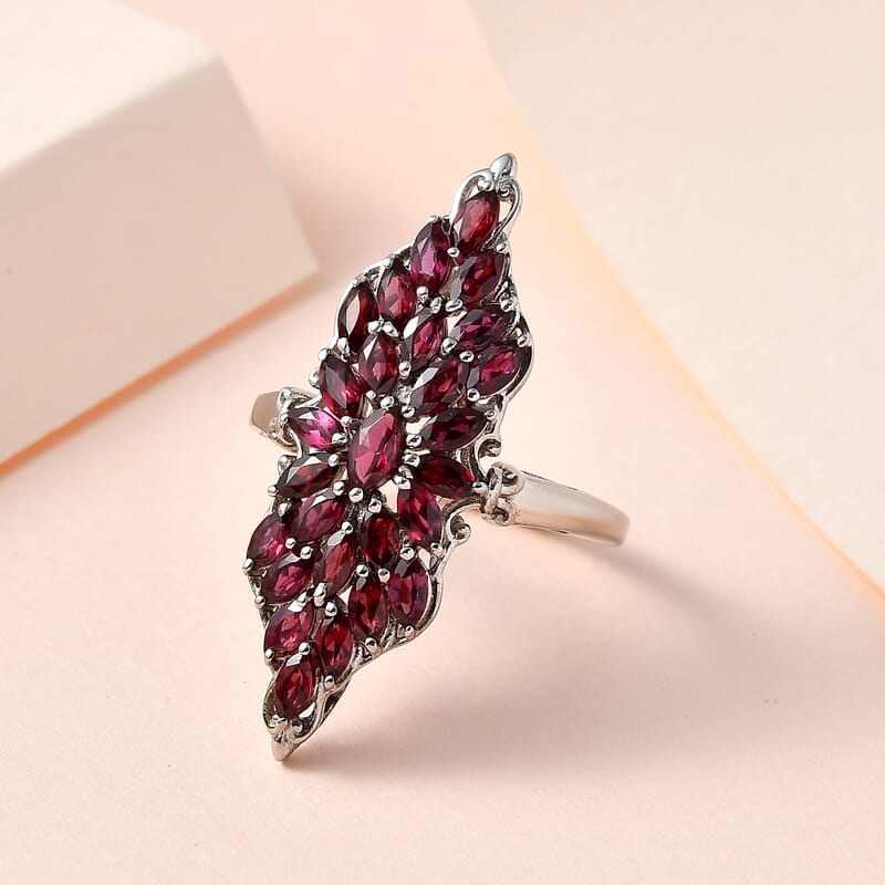 Premium Anthill Garnet Elongated Ring in Platinum Over Sterling Silver (Size 10.0) 2.60 ctw