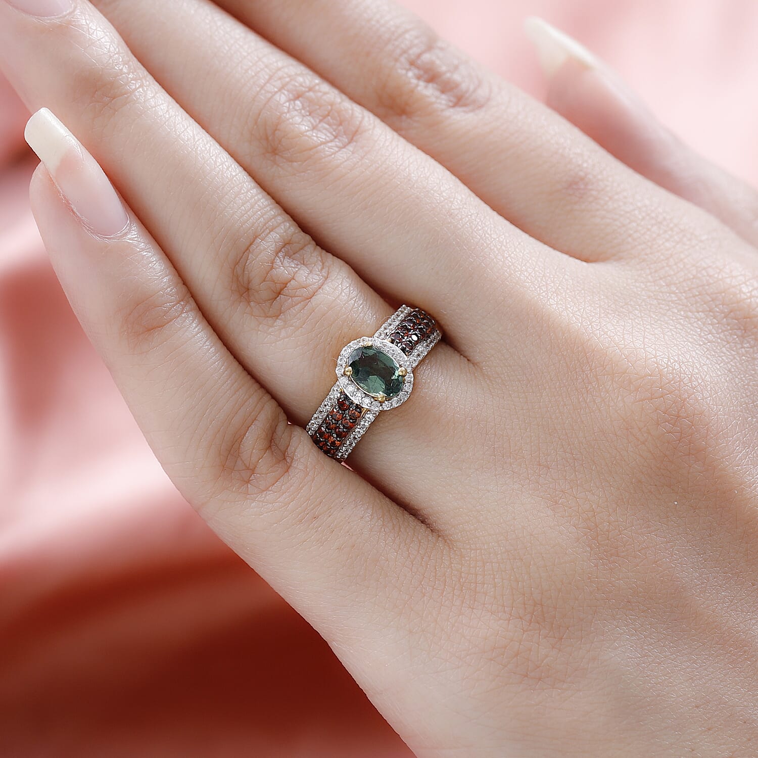 10 - Product card gallery slide 3 (10144909099291)